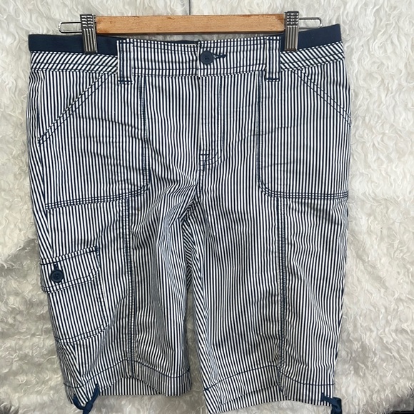St John’s Bay Shorts Sz 6 - Picture 2 of 6